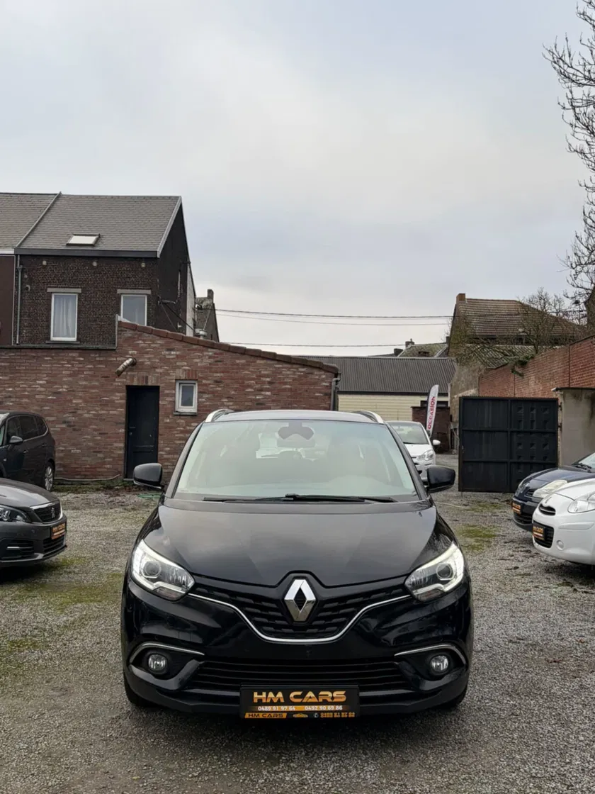 Renault Scenic – Image 36