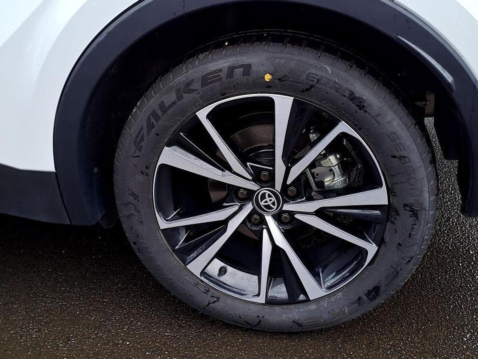 Toyota C-HR – Image 12