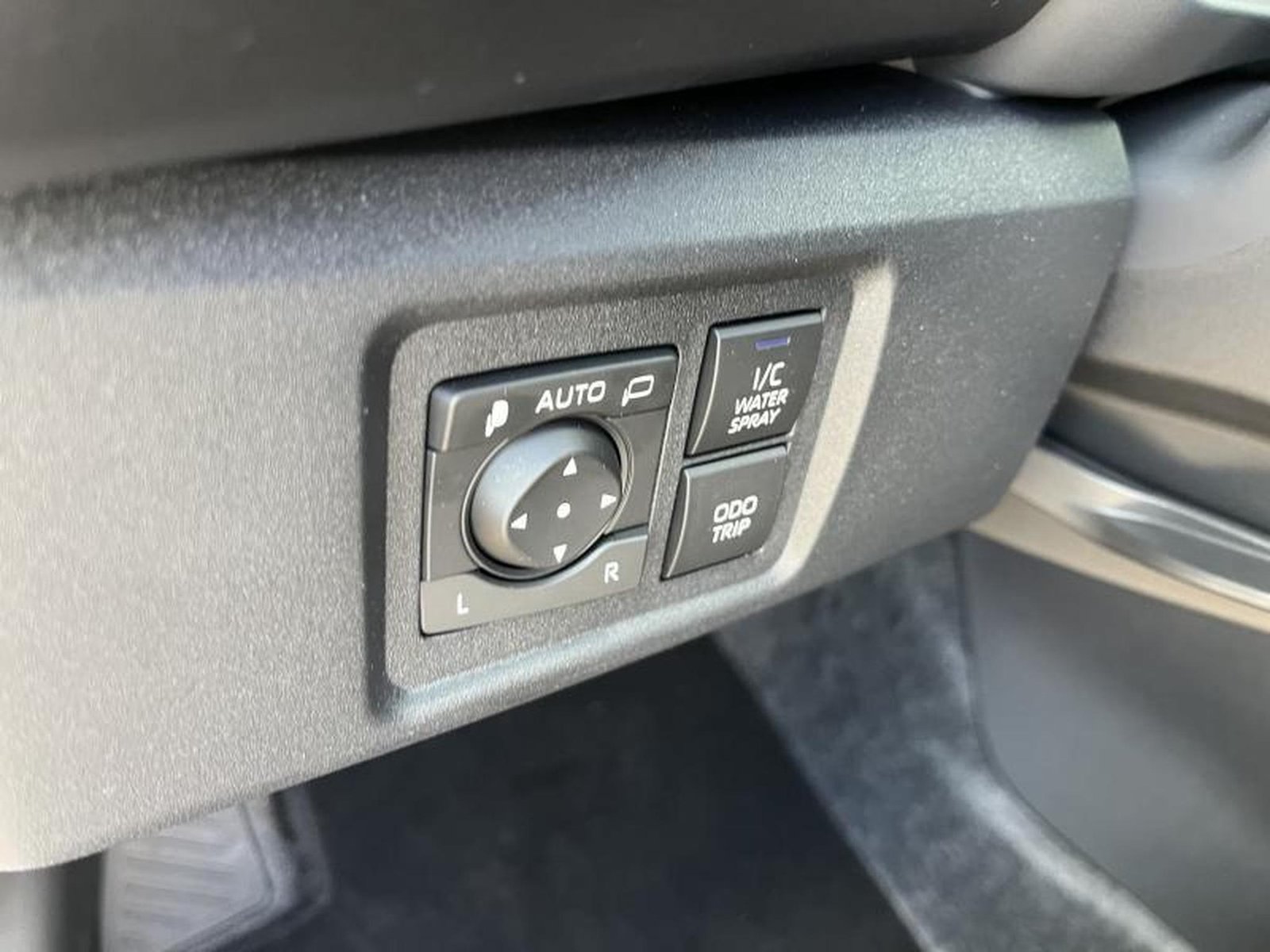 Toyota Yaris – Image 10