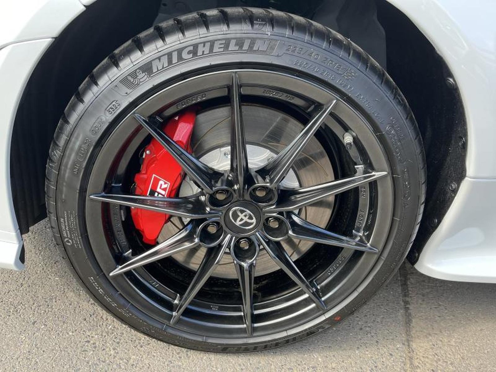 Toyota Yaris – Image 8