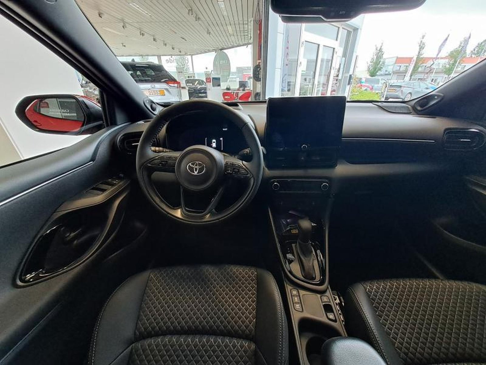 Toyota Yaris – Image 16