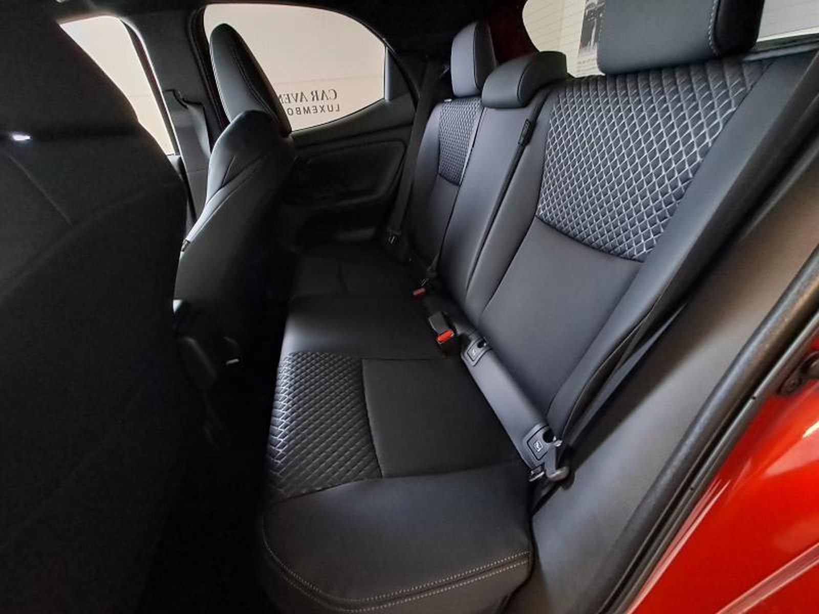 Toyota Yaris – Image 11
