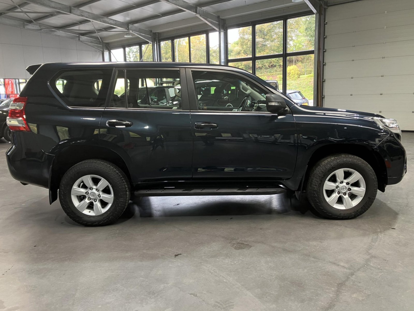 Toyota Land Cruiser – Image 15