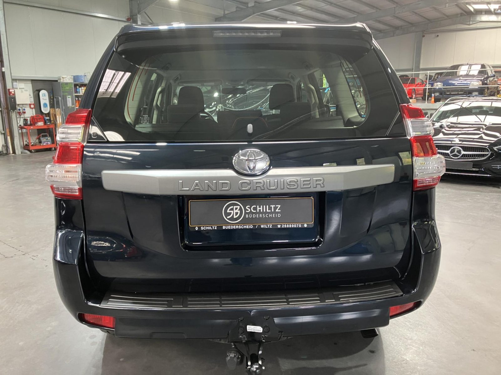 Toyota Land Cruiser – Image 13