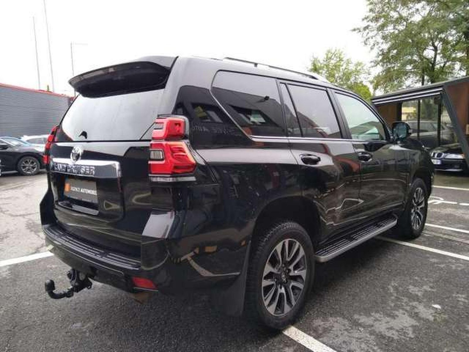 Toyota Land Cruiser – Image 19