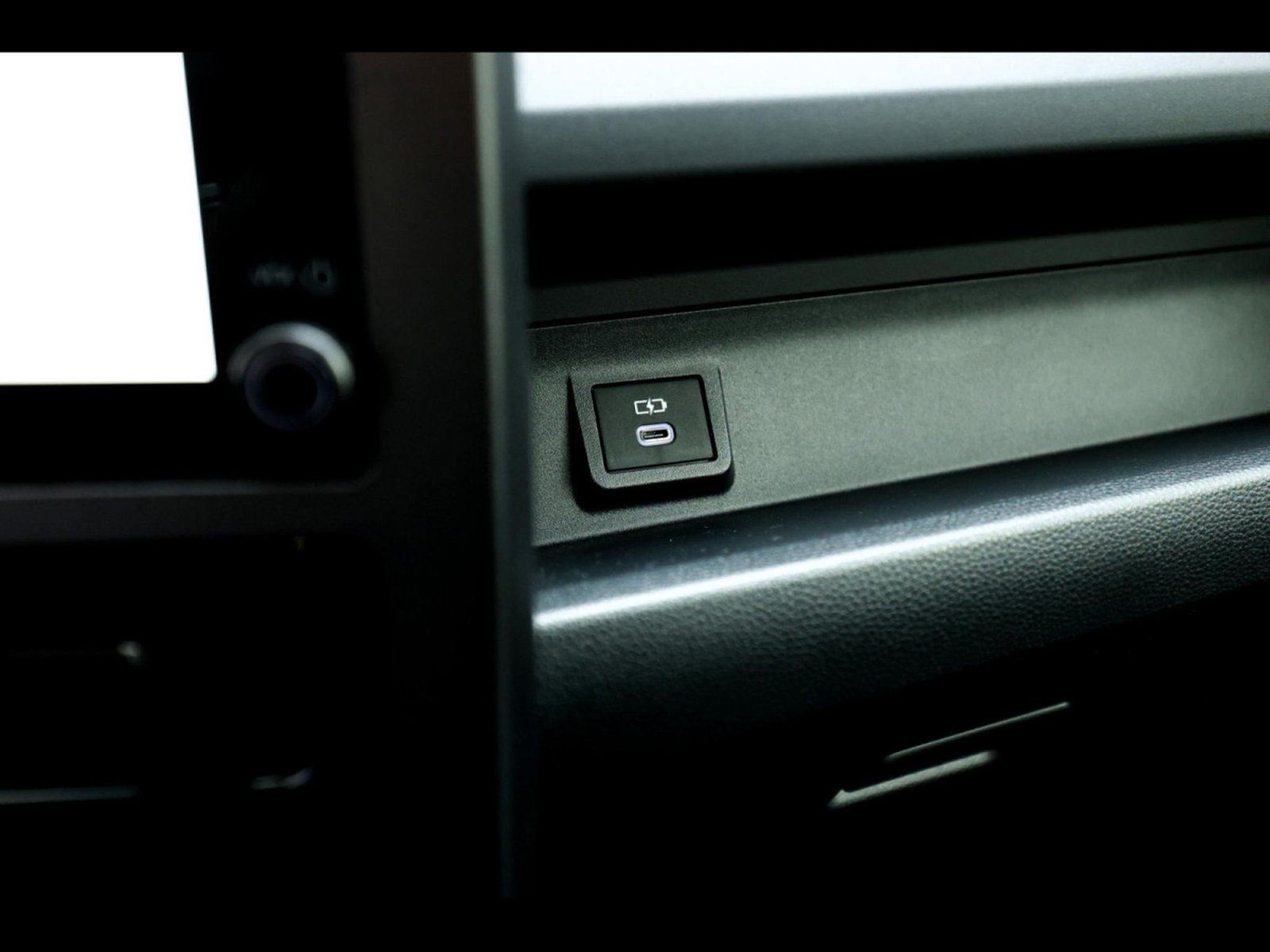 Toyota Yaris – Image 4