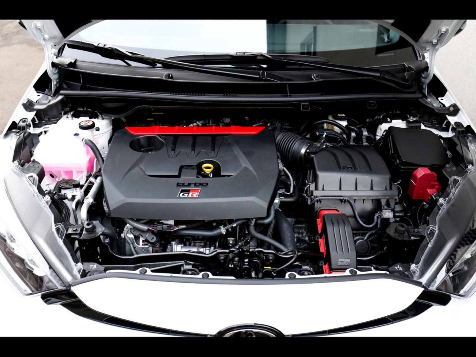 Toyota Yaris – Image 2