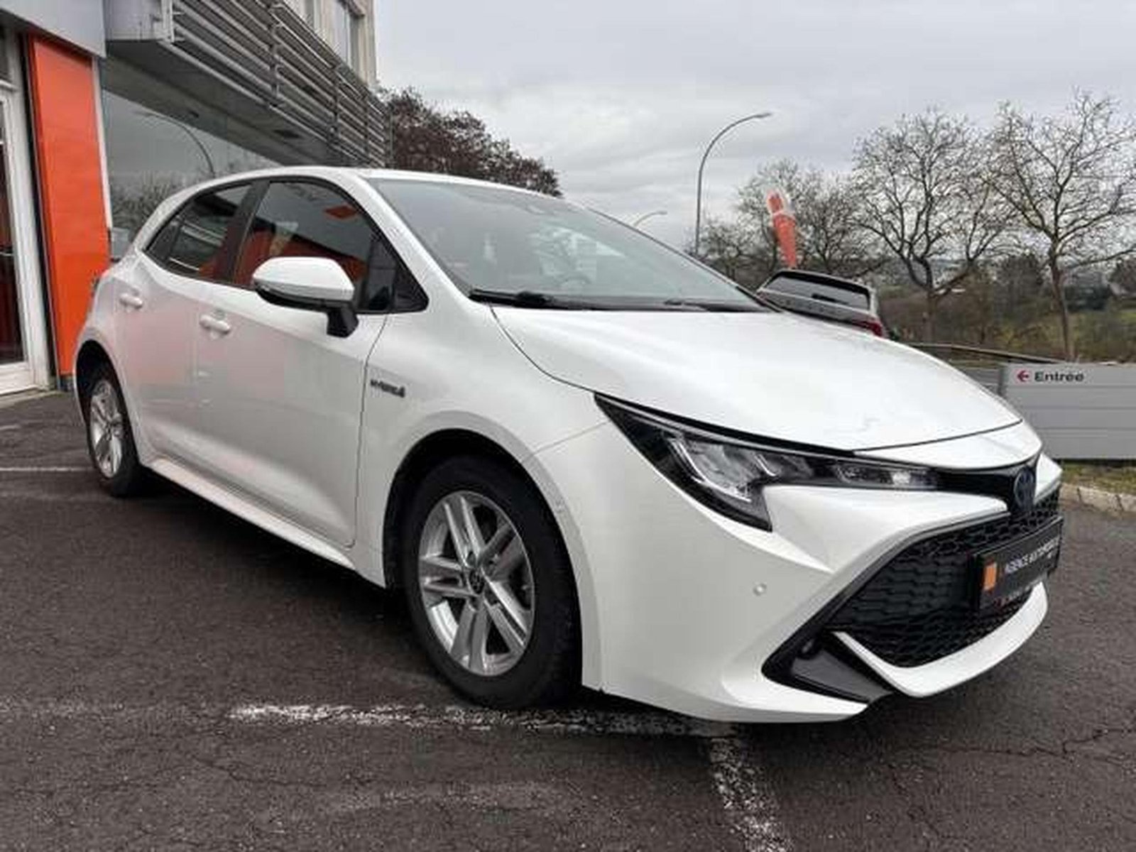 Toyota Corolla – Image 13