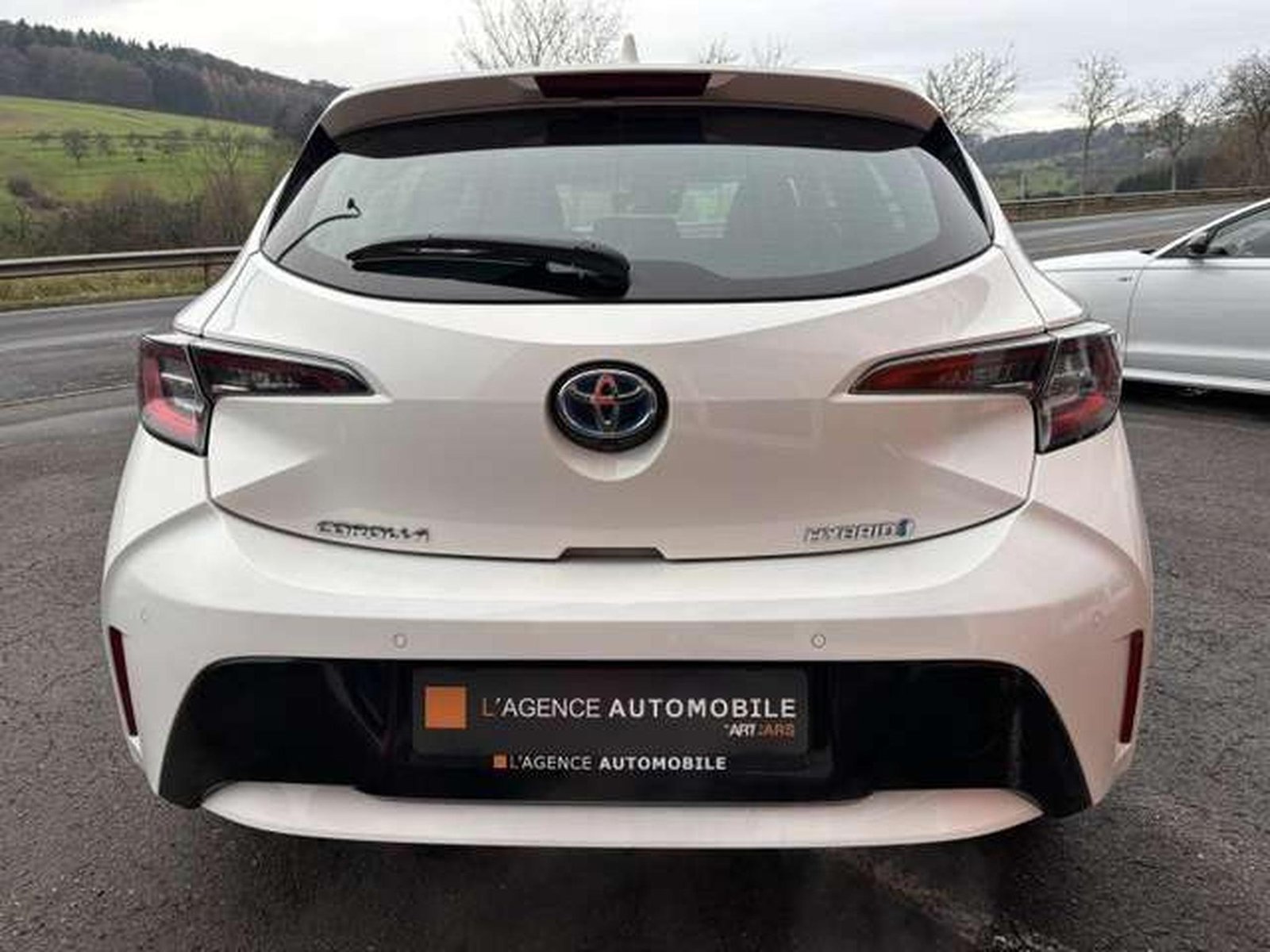 Toyota Corolla – Image 11