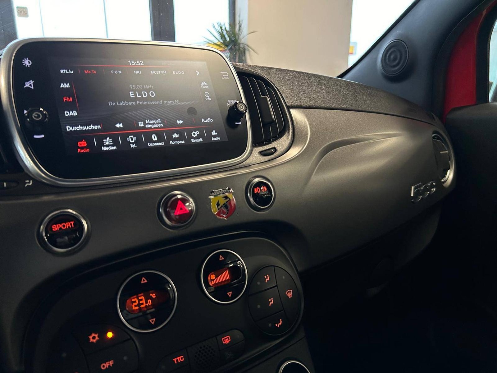 Abarth 595 – Image 8