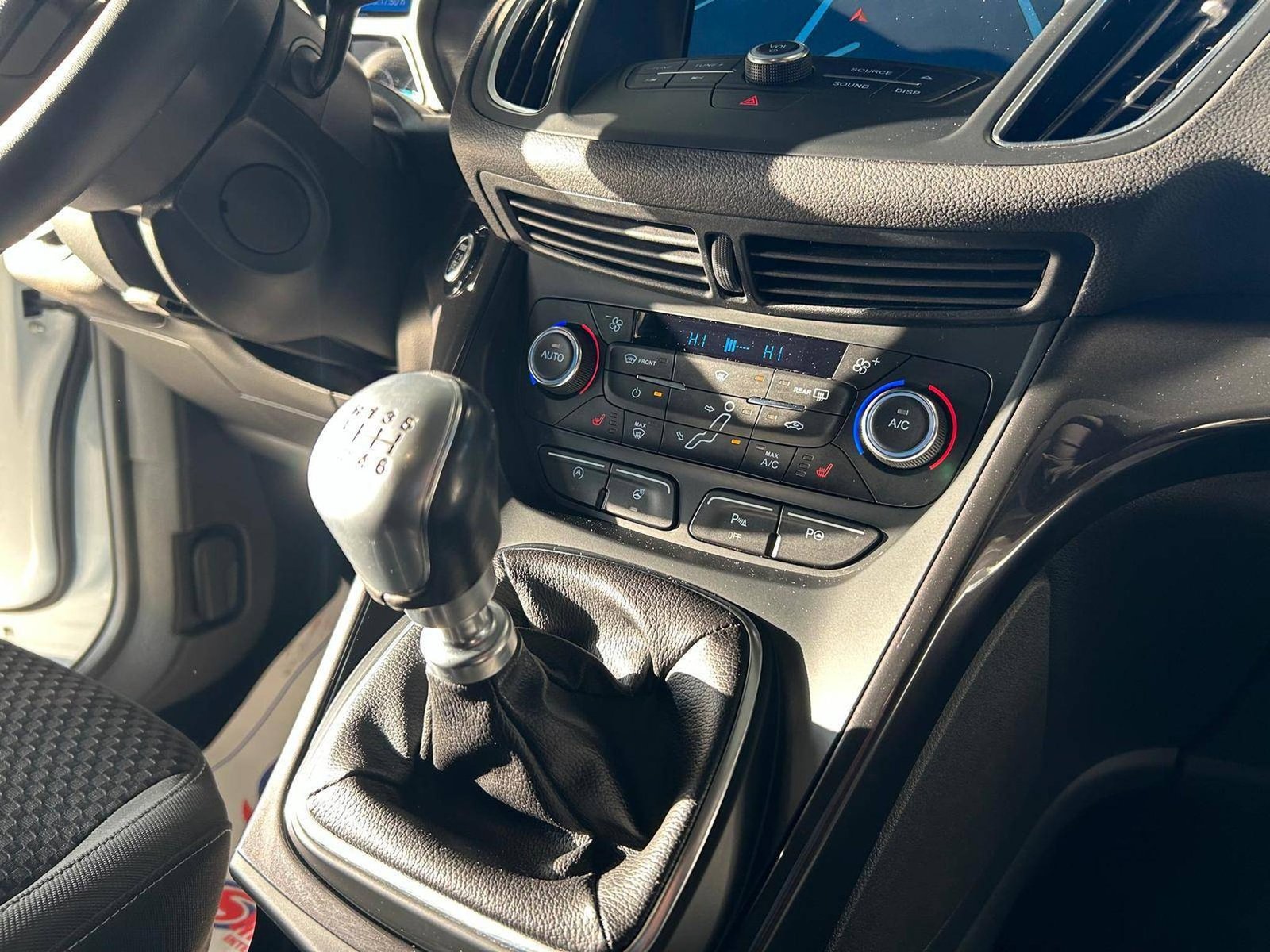 Ford C-Max – Image 14