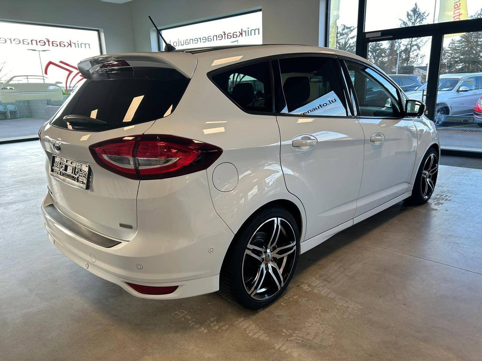 Ford C-Max – Image 8