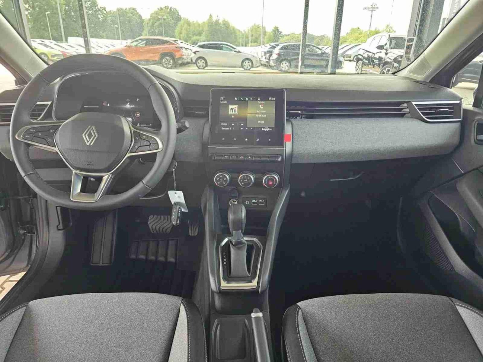 Renault Clio – Image 14