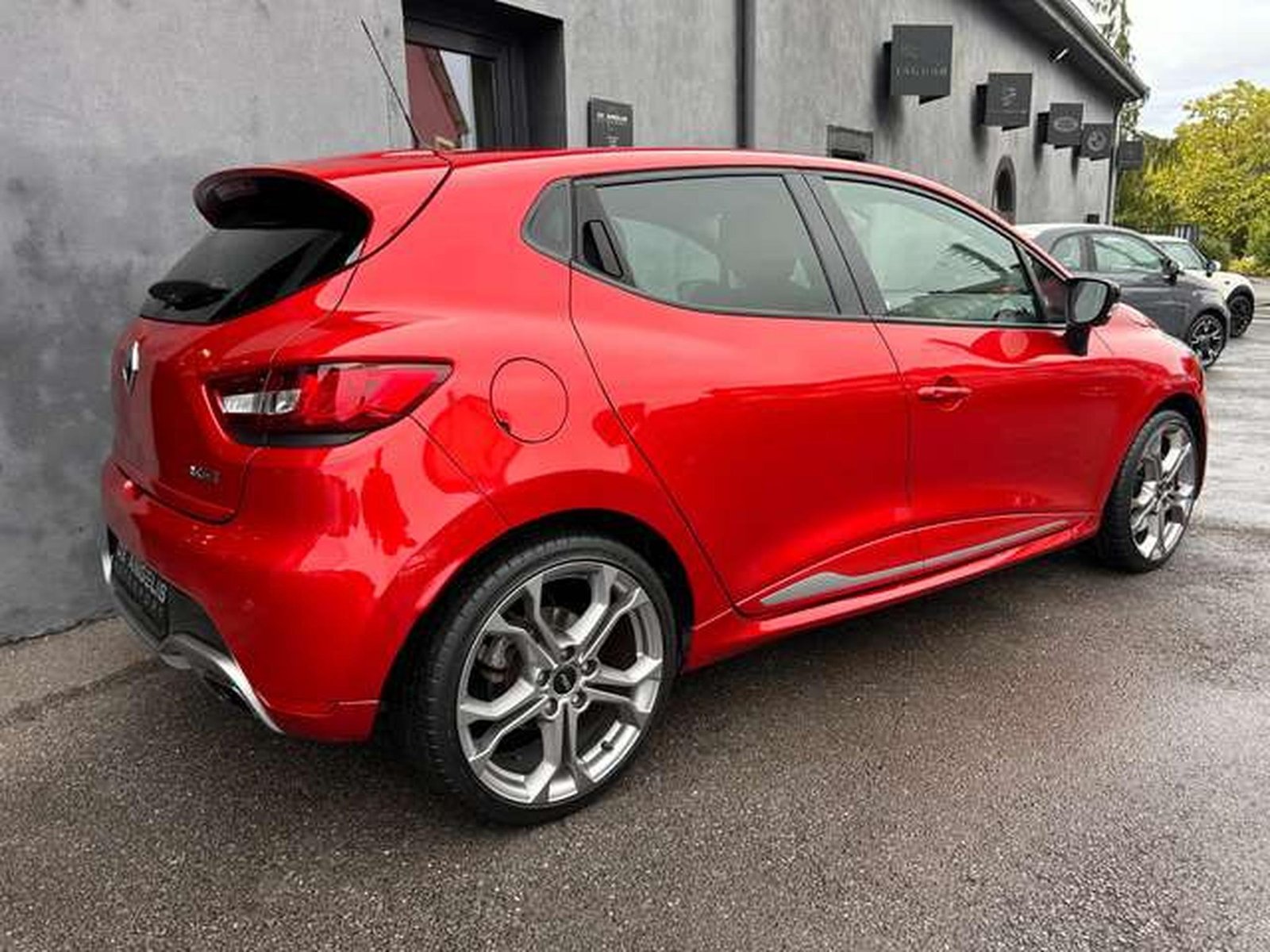 Renault Clio – Image 8