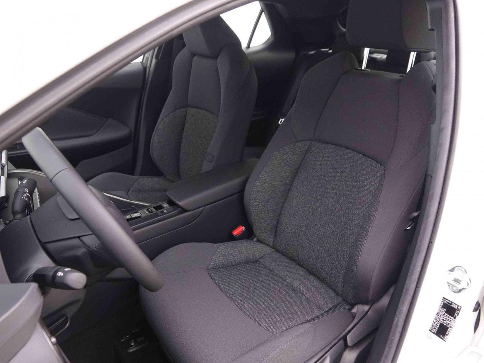 Toyota C-HR – Image 10