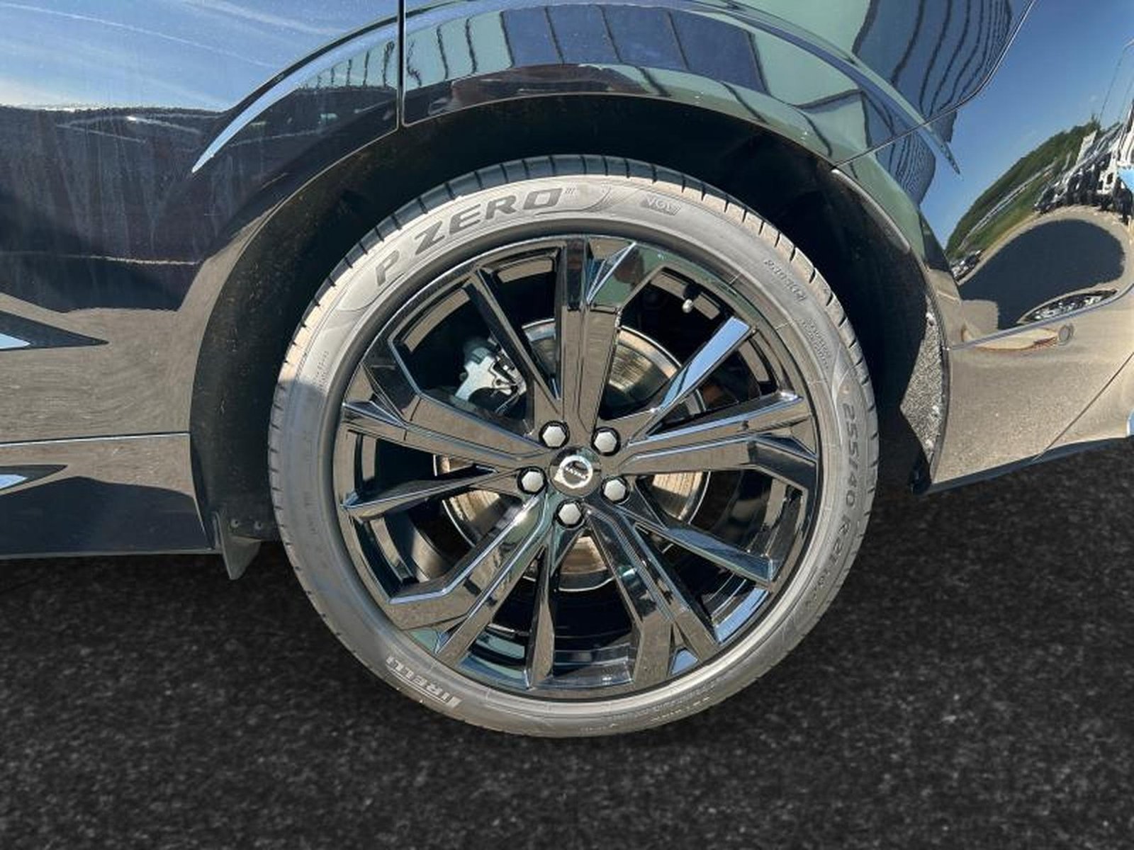 Volvo XC60 – Image 9