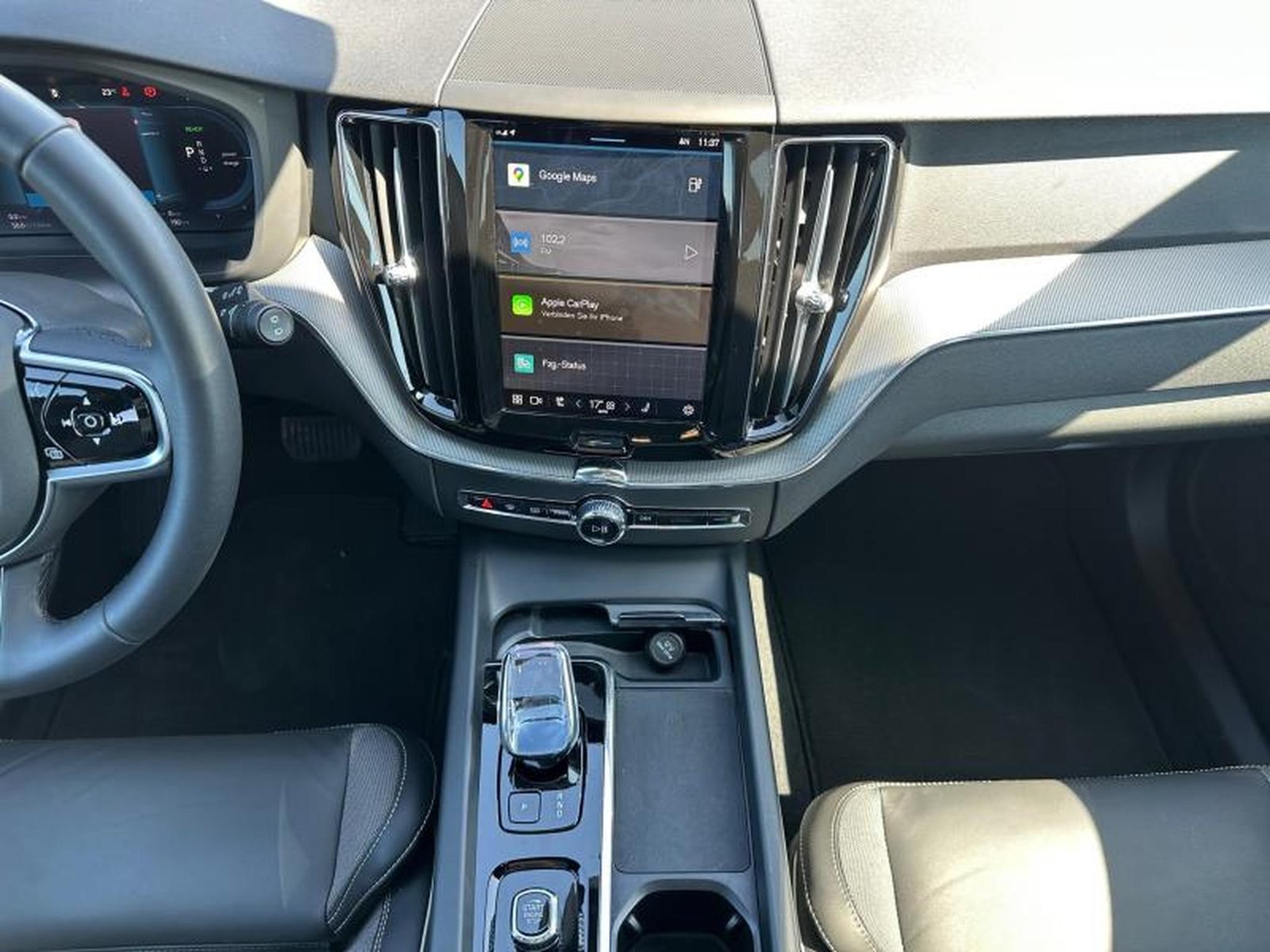 Volvo XC60 – Image 28