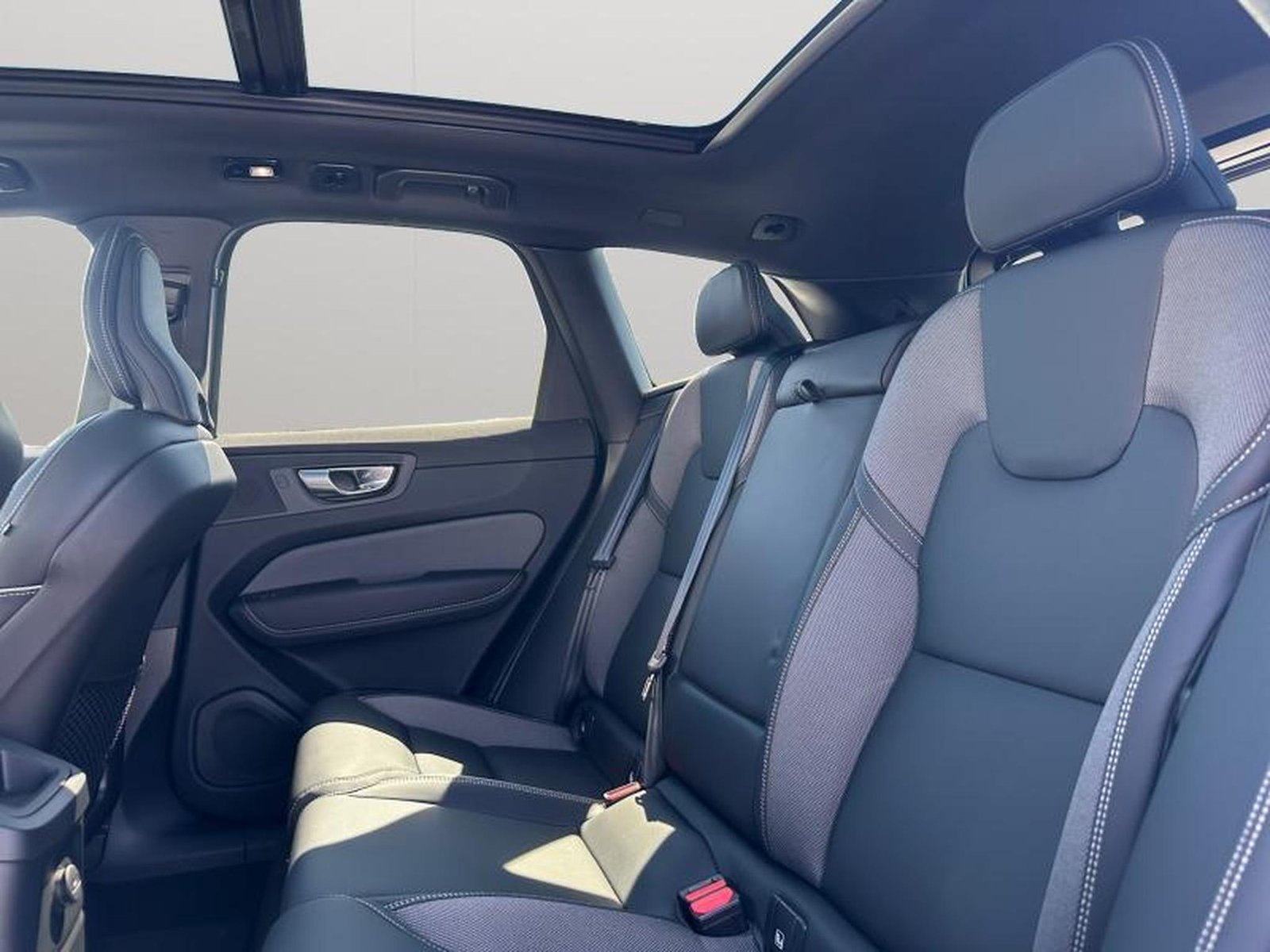 Volvo XC60 – Image 26
