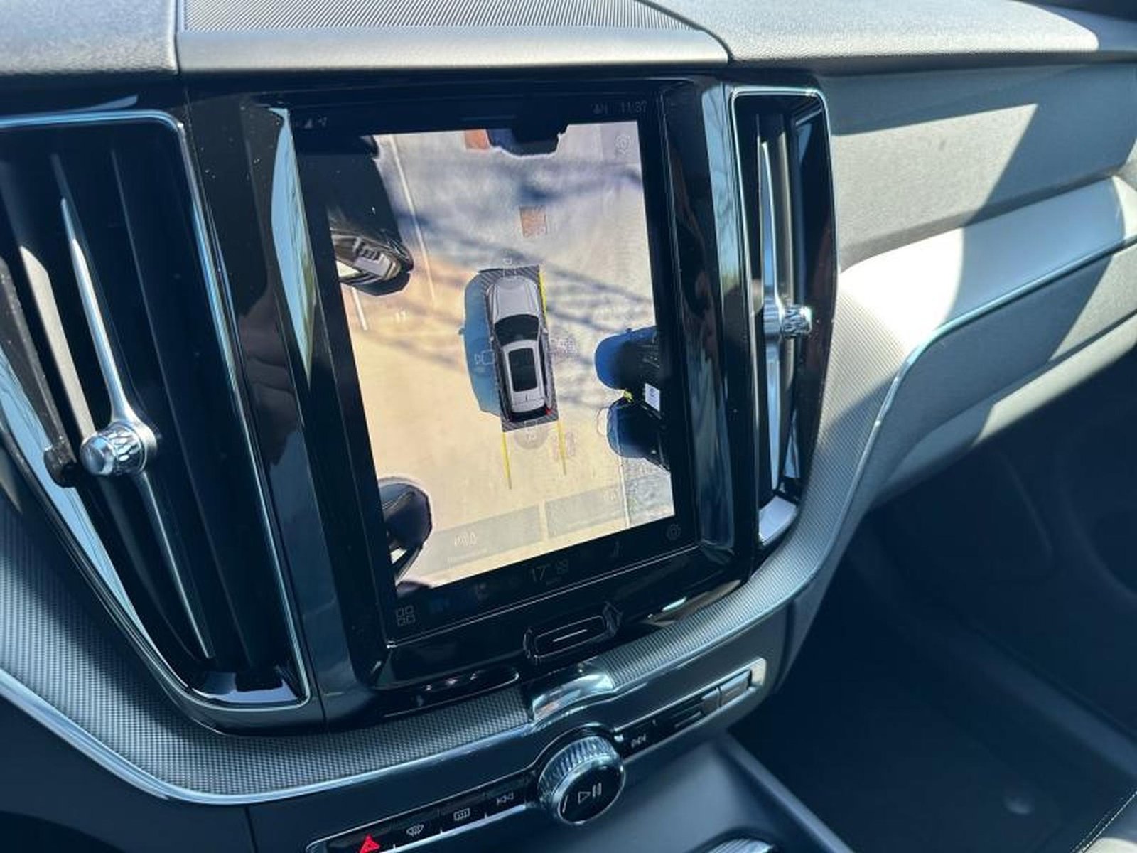 Volvo XC60 – Image 23