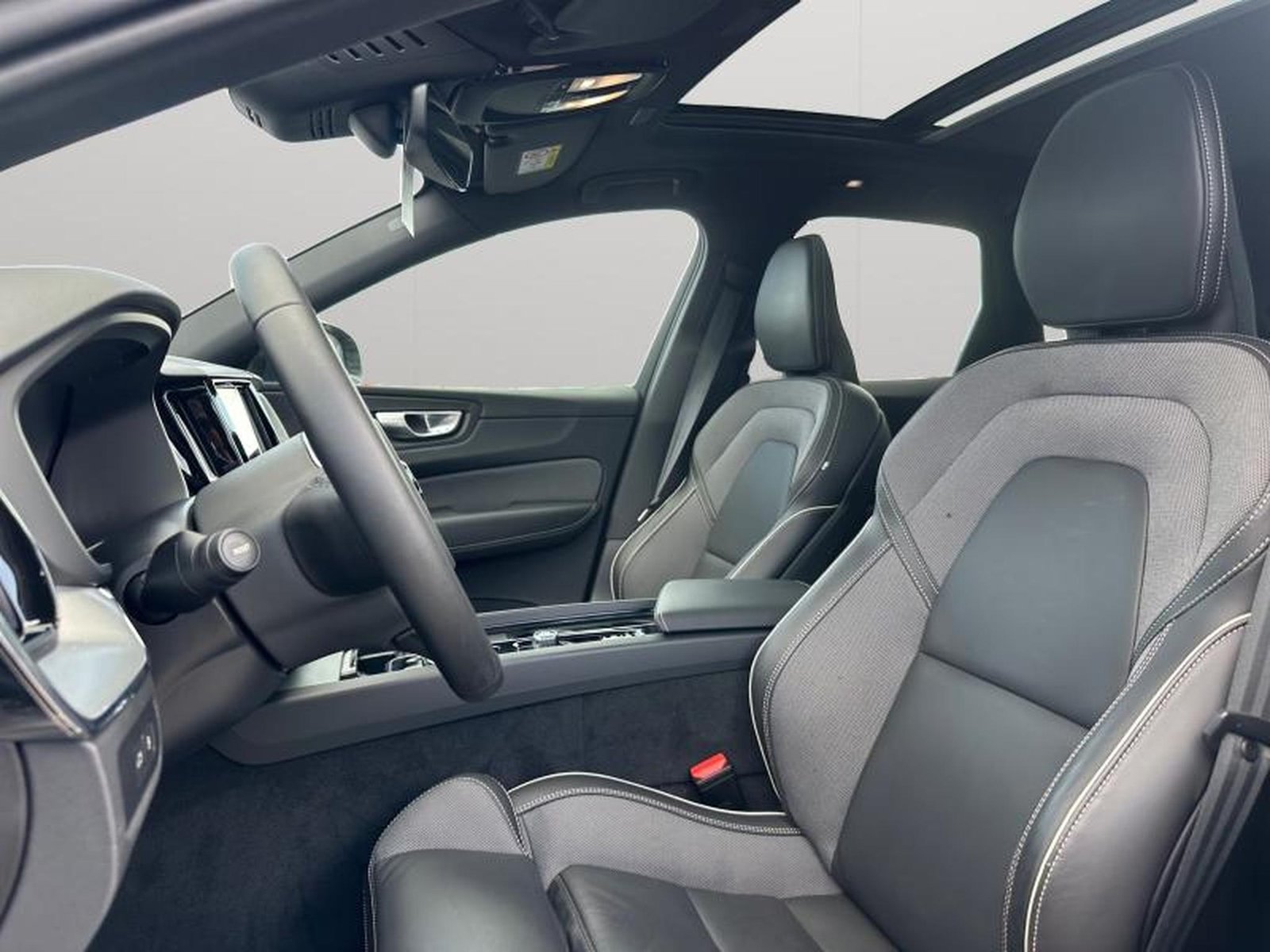 Volvo XC60 – Image 9