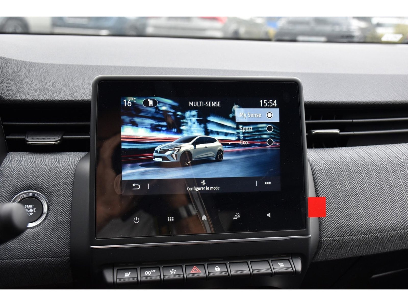 Renault Clio – Image 9