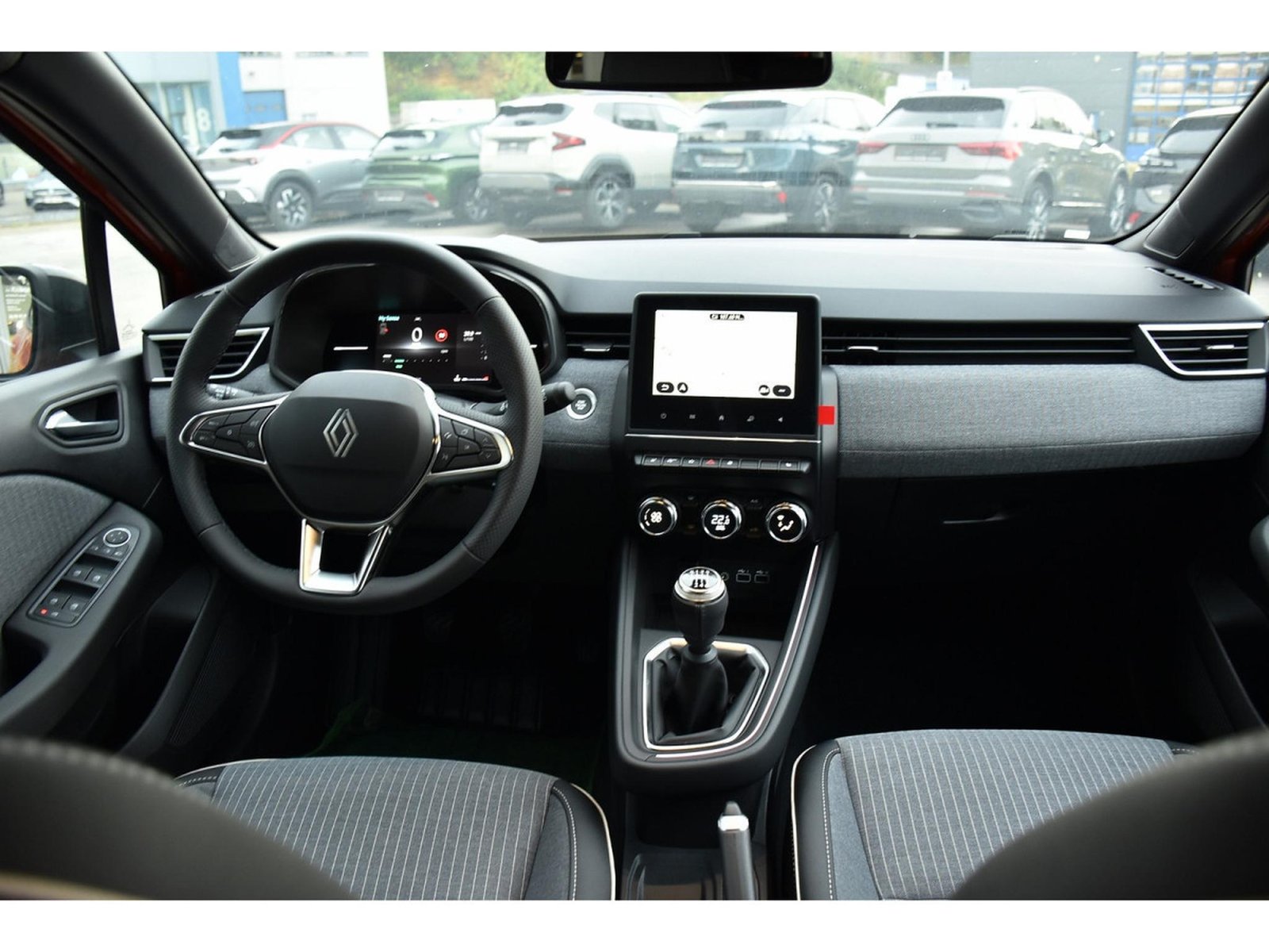 Renault Clio – Image 6