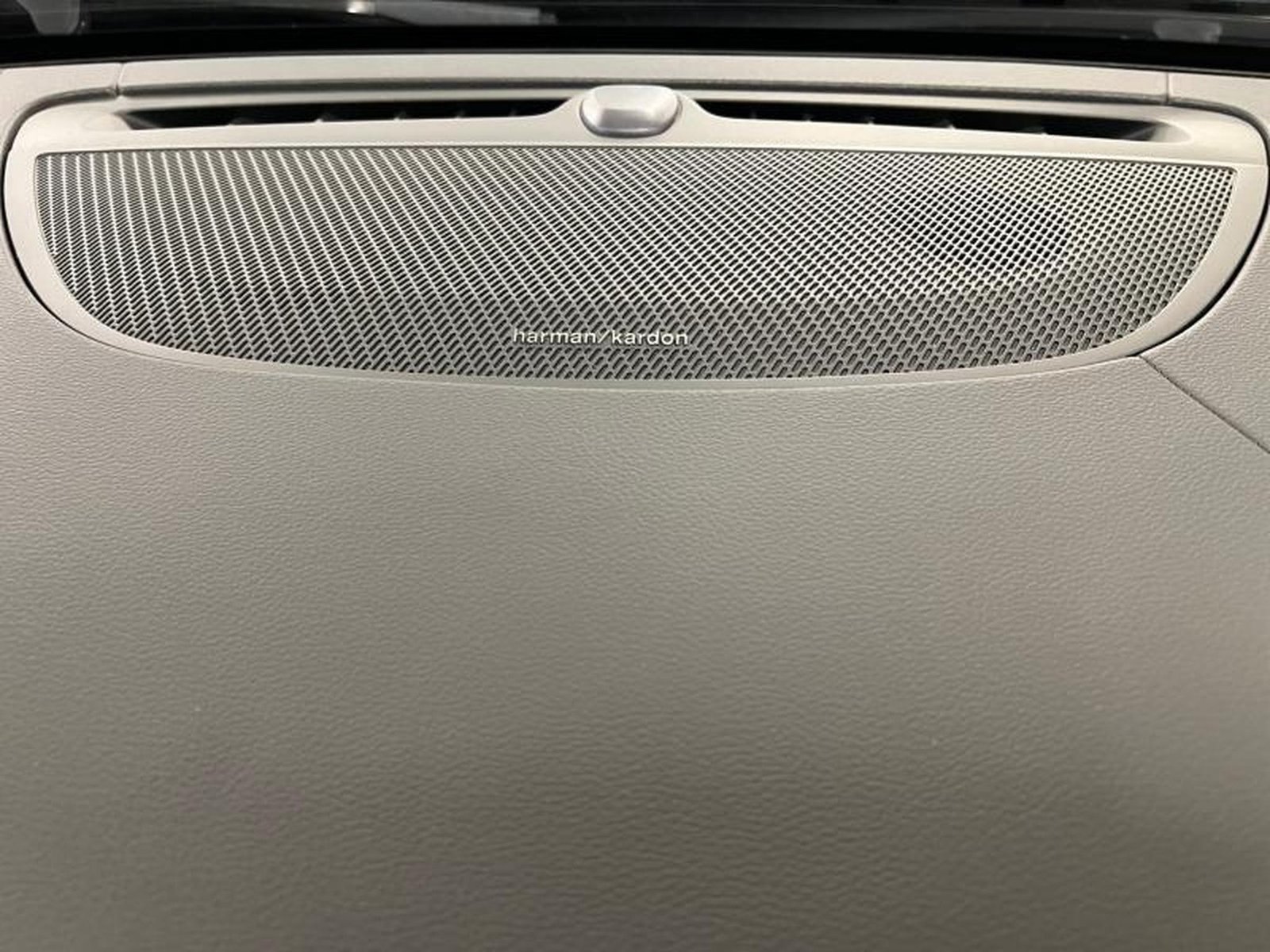 Volvo V90 – Image 33