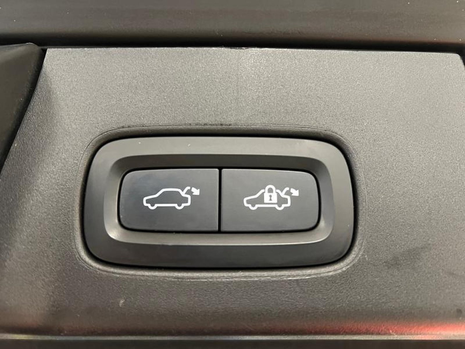 Volvo V90 – Image 22