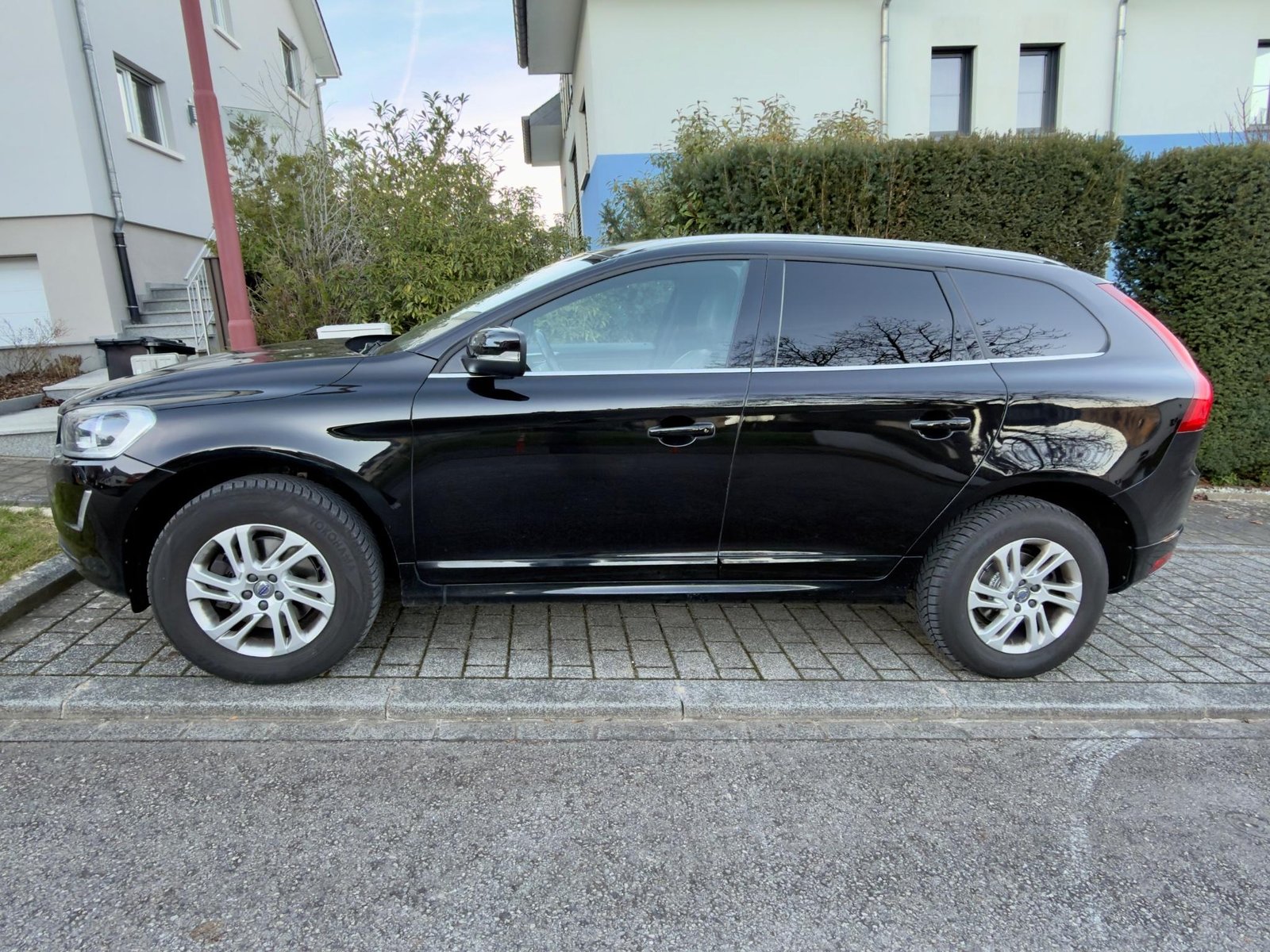 Volvo XC60 – Image 3