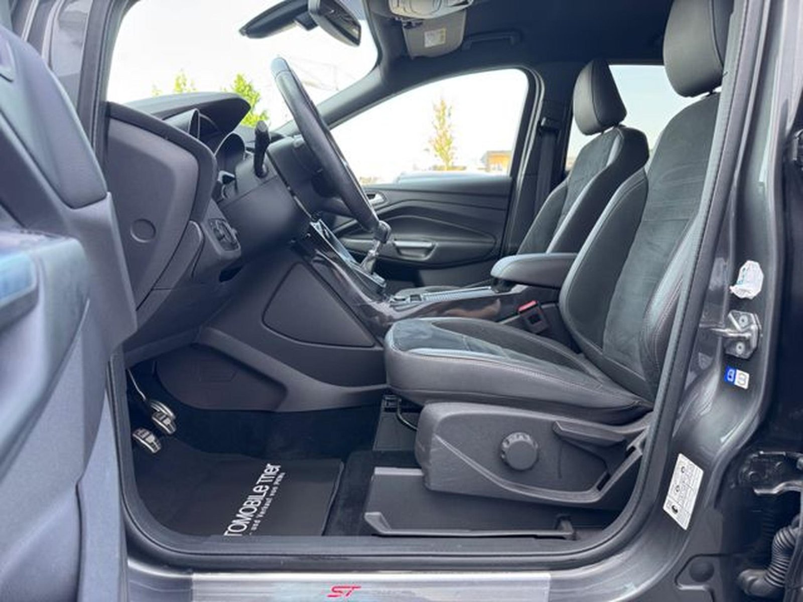 Ford Kuga – Image 7