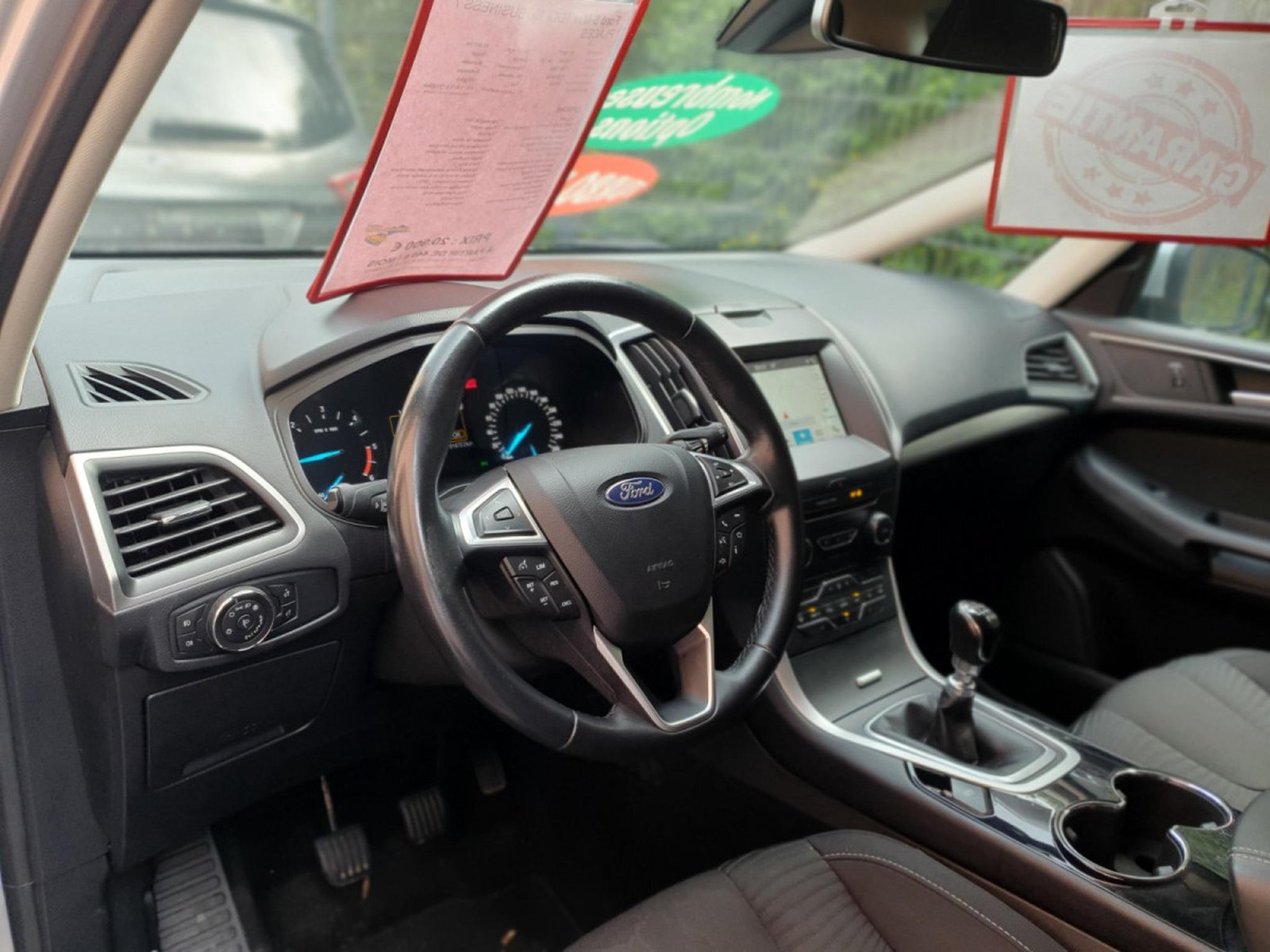 Ford S-Max – Image 10