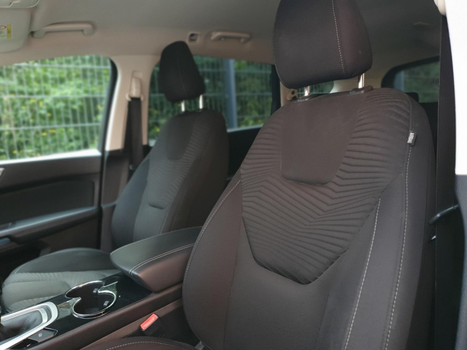 Ford S-Max – Image 9