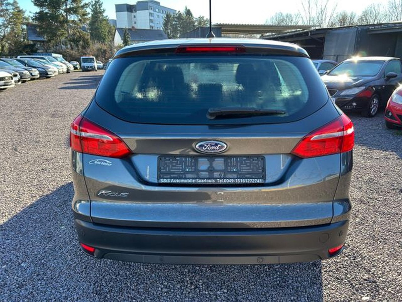 Ford Focus – Image 9