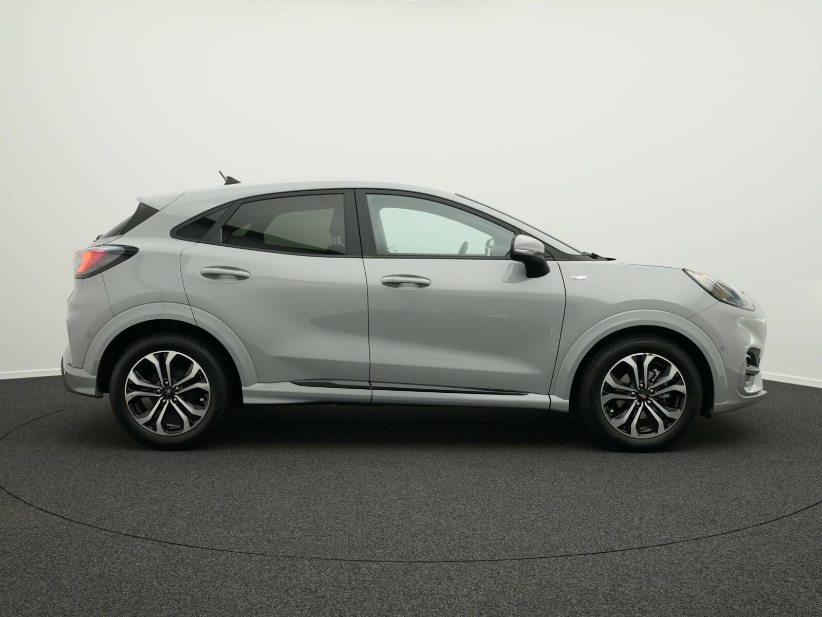 Ford Puma – Image 5