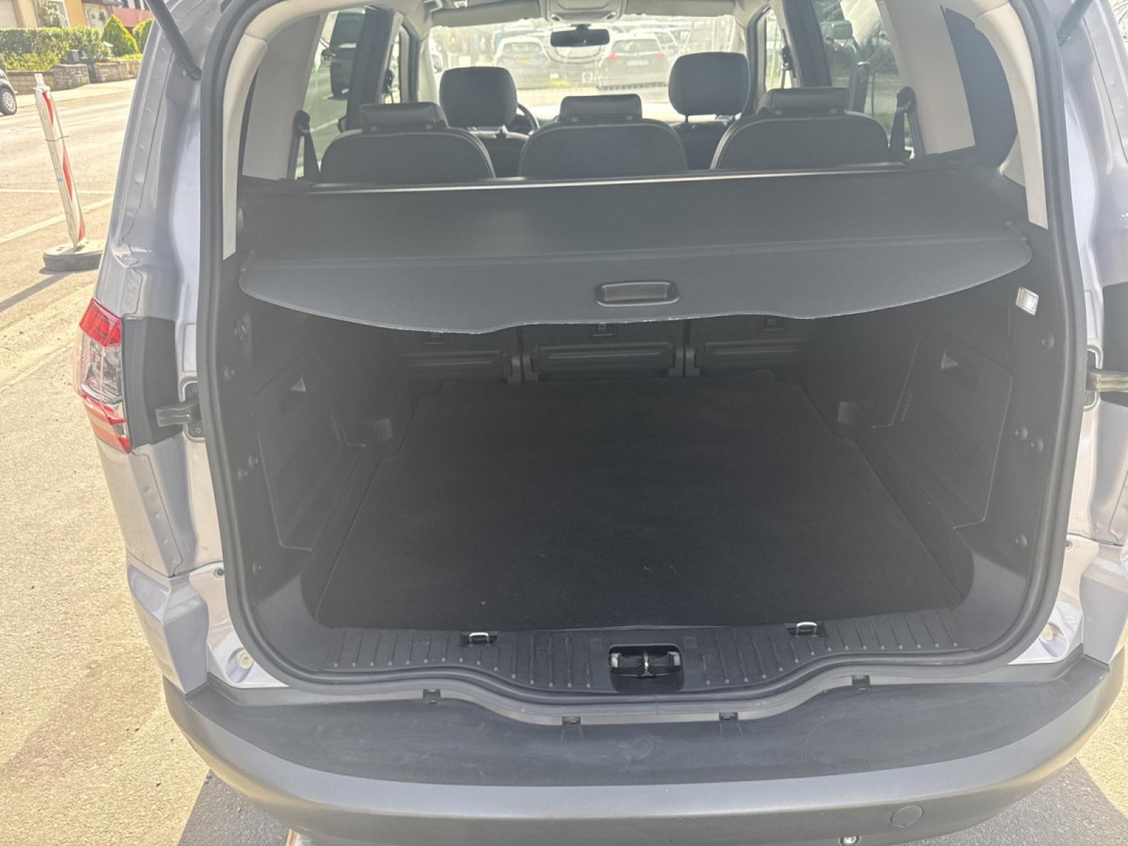 Ford S-Max – Image 9