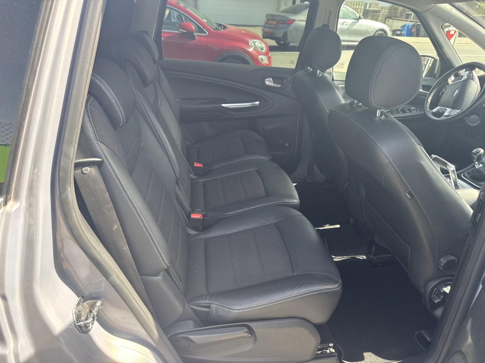 Ford S-Max – Image 8