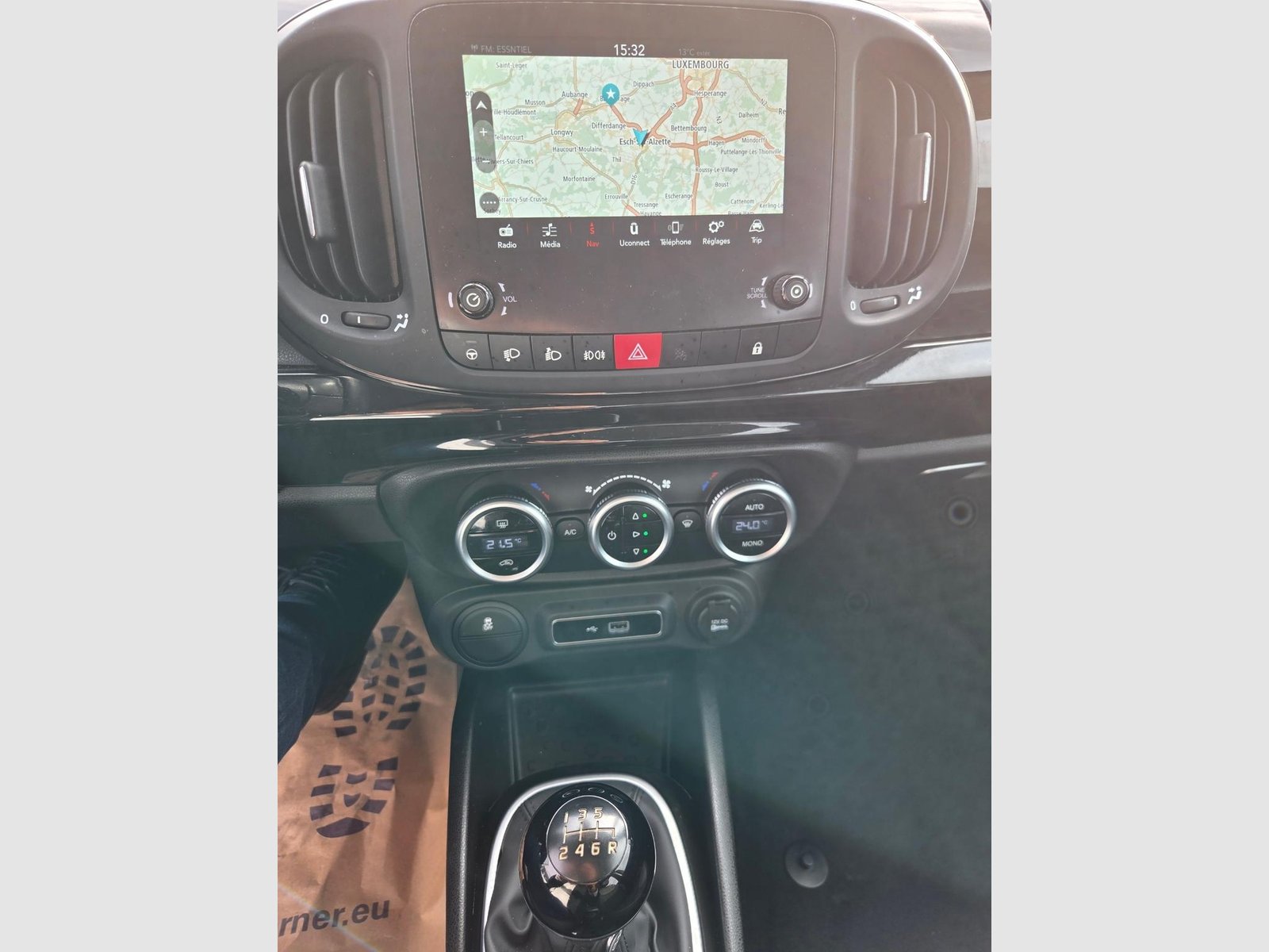 Fiat 500L – Image 11