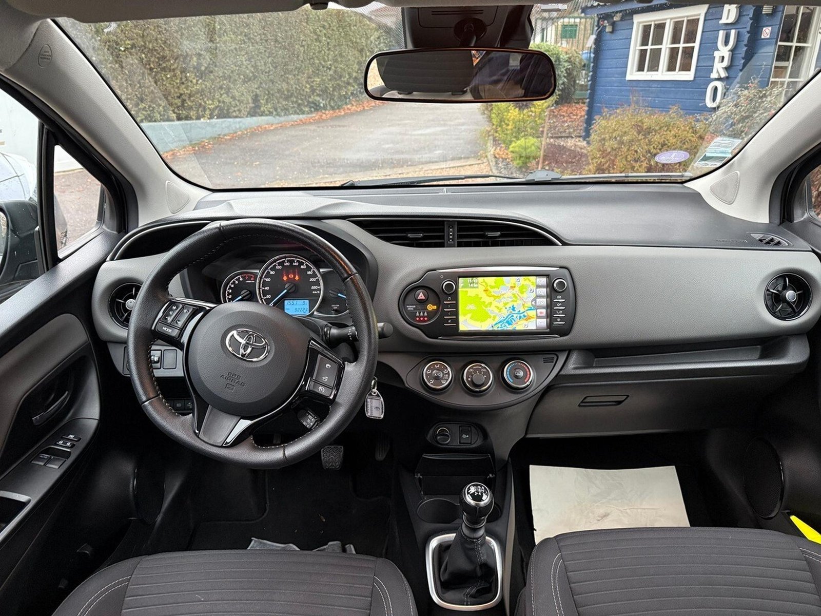 Toyota Yaris – Image 15
