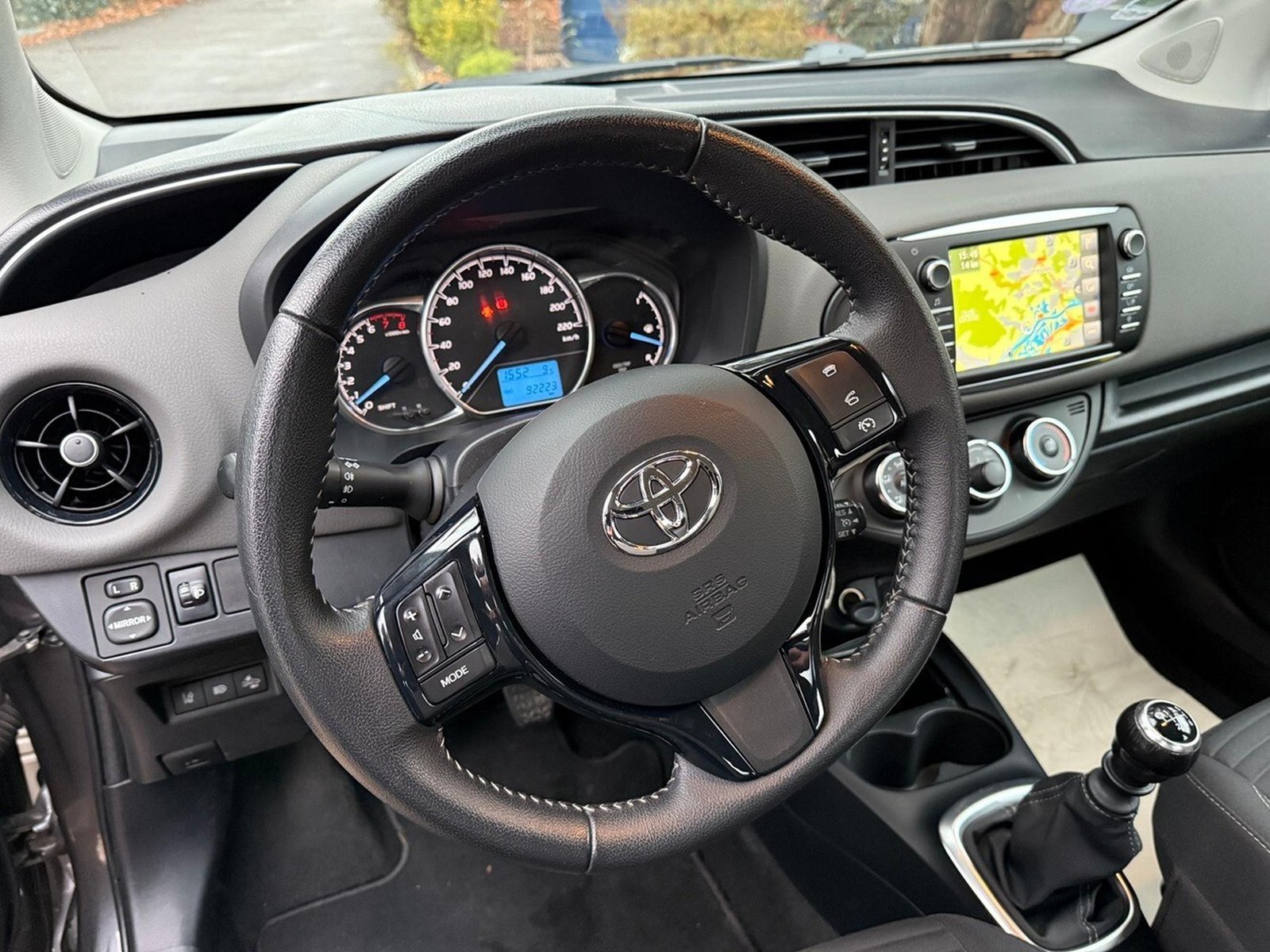Toyota Yaris – Image 10