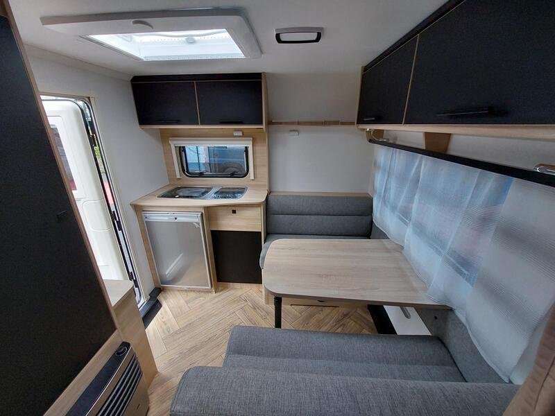 caravane CARAVELAIR 410 SPORT LINE NEUF – Image 10