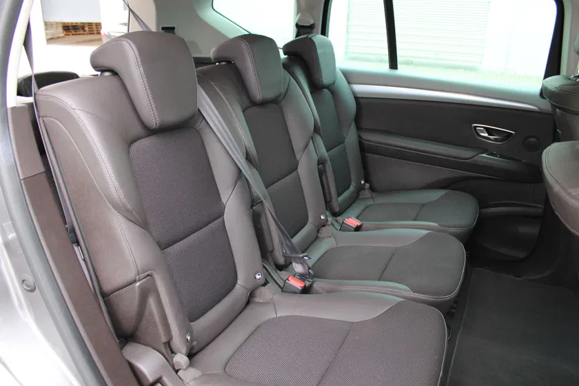 Renault Espace – Image 12