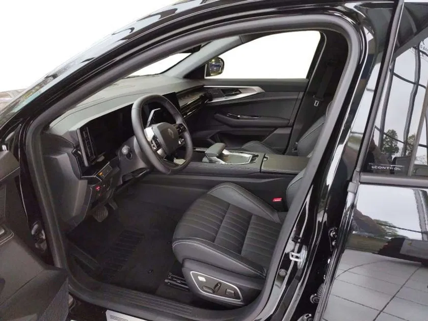 Renault Espace – Image 18