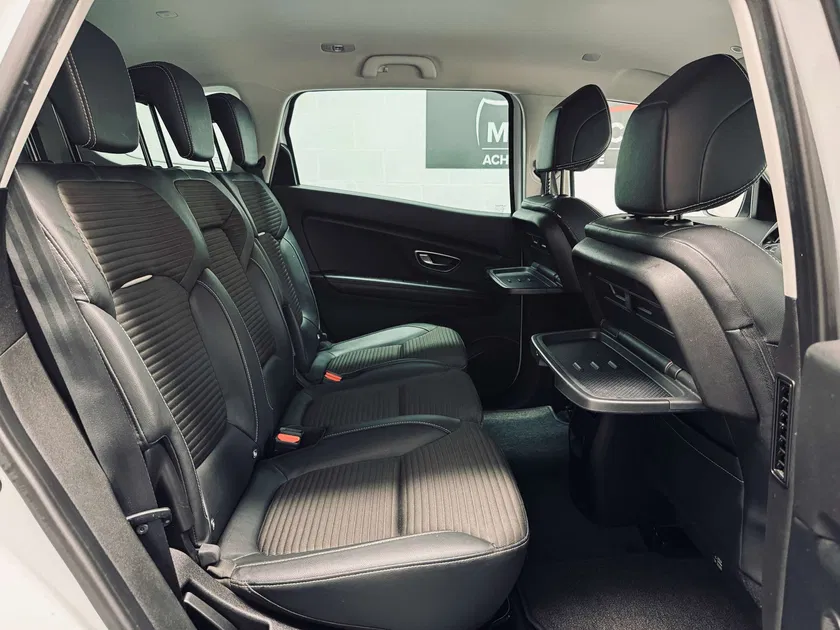 Renault Scenic – Image 15