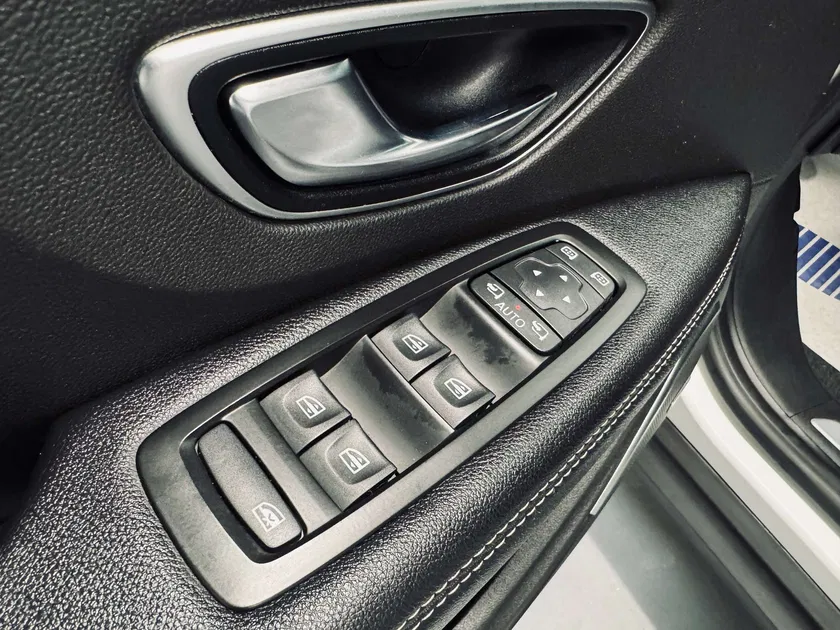 Renault Scenic – Image 6