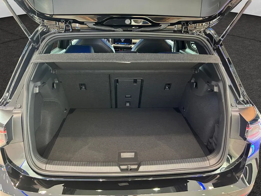 Volkswagen Golf – Image 6
