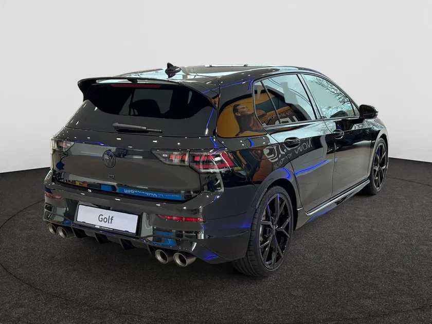 Volkswagen Golf – Image 14