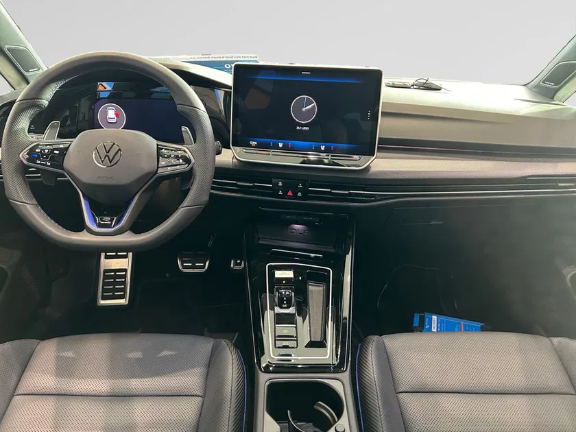 Volkswagen Golf – Image 3