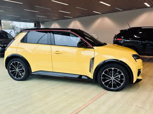 Renault R5 – Image 33