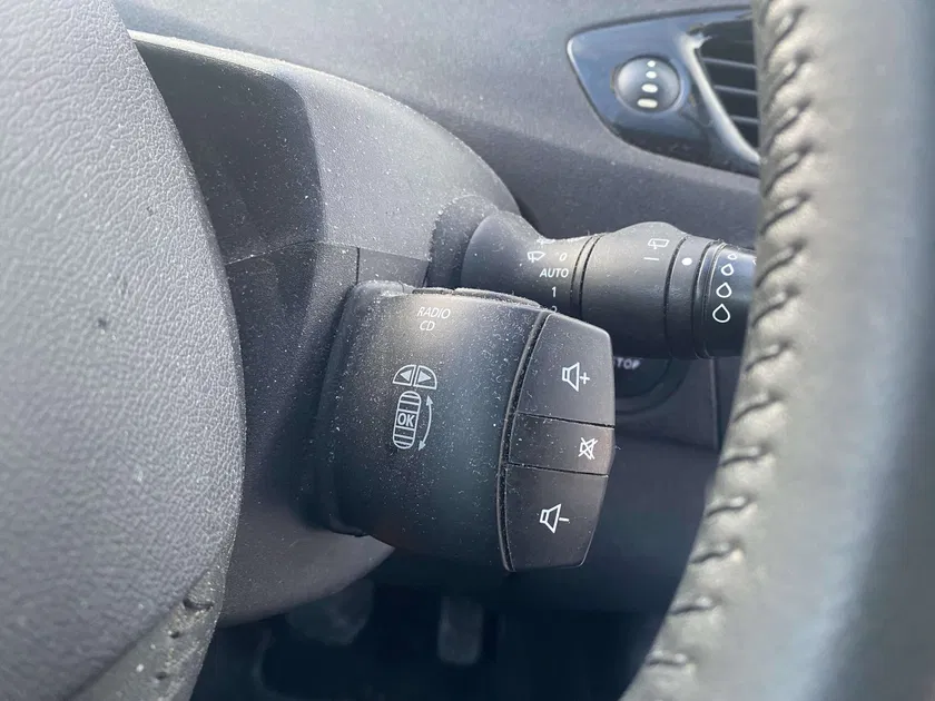 Renault Scenic – Image 2