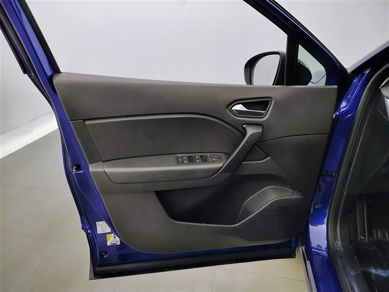Renault Captur – Image 12